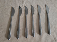 Load image into Gallery viewer, Set of 6 Guy Degrenne Stainless Steel Dinner Knives – 22.5cm – Modern Minimalist – Used