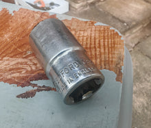 Load image into Gallery viewer, Bedford 11/16 AF Socket SJA22 Chrome Vanadium Made in England 1/2" Drive