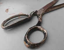 Load image into Gallery viewer, Vintage 24cm Tailor Shears Heavy Duty Fabric Scissors Steel Used