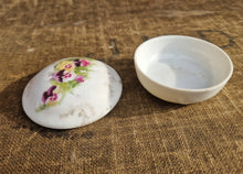 Load image into Gallery viewer, Round Hand Painted Floral Flower Ceramic Trinket Box