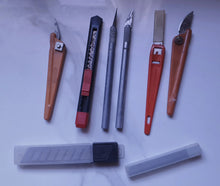 Load image into Gallery viewer, Job Lot Of 6 Craft Knives (Knife) & Blades In Plastic Case, All used, blades are new.  Craft supply