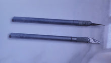 Load image into Gallery viewer, Job Lot Of 6 Craft Knives (Knife) & Blades In Plastic Case, All used, blades are new.  Craft supply