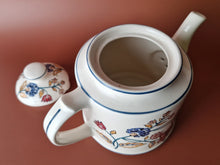 Load image into Gallery viewer, Vintage Retro 1980 Boots Camargue 2 Pint Ceramic Tea Pot , Floral Foliage Transfer Pattern Eng
