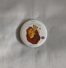 Load image into Gallery viewer, Vintage Disney The Lion King Mufasa Simba C&A Pin Badge 5.5cm Collectible