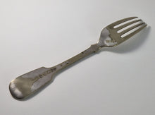 Load image into Gallery viewer, Antique Silver Plated 20cm FIDDLE Dinner Forks Cutlery