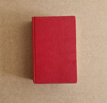 Load image into Gallery viewer, Pears Encyclopaedia 1975-1976 Eighty Fourth Edition
