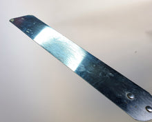 Load image into Gallery viewer, Vintage Retro Spreader Blade Cake Icing Knife Spatula Plastic Handle, Kitchen Utensil, Kitchenalia