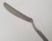 Load image into Gallery viewer, 5 x fish or butter knives (fish / butter knife), Stainless Steel, Vintage Kitchenalia
