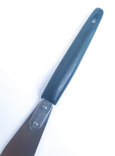 Load image into Gallery viewer, Vintage Retro Spreader Cake Icing Spatula Black Plastic Handle, Kitchen Utensil, Kitchenalia