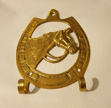 Load image into Gallery viewer, Brass Horseshoe Hanging Key Holder with horse head in the middle