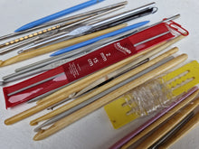 Load image into Gallery viewer, Vintage A.W. Parker "Vector" Pencil Tin, Knitting Tin w/ Knitting Goodies, Knitting Travel Kit, Retro Knitting Supplies In Tin