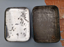 Load image into Gallery viewer, Antique Full-Colour Tin by Bluebird Toffee of England: 'TWO SONGBIRDS'