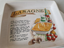 Load image into Gallery viewer, Vintage RAYWARE Ceramic Baking Dish Quality Lasagne Tray Size: 23 x 20 x 4 cm