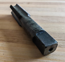 Load image into Gallery viewer, Vintage L.A.L Ltd HSS Hand Tap 5/8" x 14 Thds BSF - Made in England