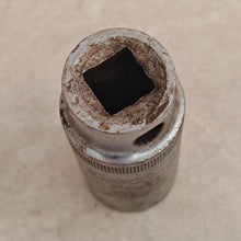Load image into Gallery viewer, Vintage Herbrand No. DS 32 Van-Chrome Socket 32mm, 1" Drive, 12-Point, Rare Tool