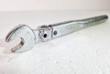 Load image into Gallery viewer, Sturtevant Richmond CM 50-250 in.lbs, 58-288 kg cm torque wrench, LTC-1, AE 39mm
