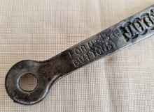 Load image into Gallery viewer, Vintage Forno 4,5 & 6 Buttons Jackson`s Patent For F,G & H Button Plates