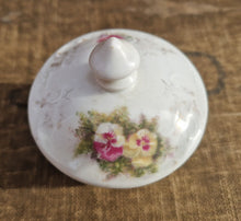 Load image into Gallery viewer, Round Hand Painted Floral Flower Ceramic Trinket Box