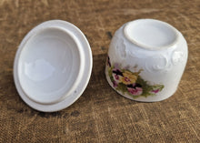 Load image into Gallery viewer, Round Hand Painted Floral Flower Ceramic Trinket Box