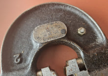 Load image into Gallery viewer, Matrix 256 x 26 MED 2 1/4 BSF BSI MED Adjustable Thread Caliper Gauge In Case