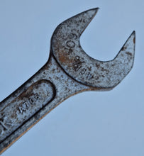 Load image into Gallery viewer, king-dick A706 9/16x1/2"whitworth openended spanner.