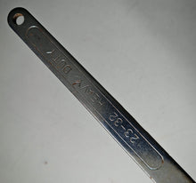 Load image into Gallery viewer, Vintage Master Wrench – Adjustable Pipe Spanner 7/8" to 1 1/4" (23–32mm) Heavy