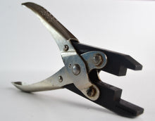 Load image into Gallery viewer, ITT CANNON 320-7445-000 Termination Terminating Tool Hand Crimp