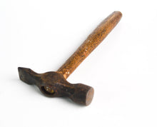 Load image into Gallery viewer, Vintage Whiterose & son cross Pein hammer, Antique old used tools