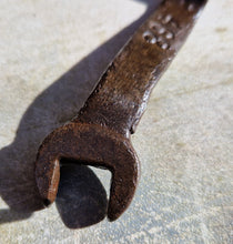 Load image into Gallery viewer, Open and close end spanner wrench marked 468 , small classic vintage garage tool