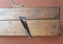 Load image into Gallery viewer, Antique wooden moulding plane old woodworking plane tool , Vintage Old Used