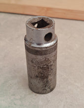 Load image into Gallery viewer, Vintage Herbrand No. DS 32 Van-Chrome Socket 32mm, 1" Drive, 12-Point, Rare Tool