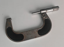 Load image into Gallery viewer, Ambrose Shardlow 3"-4" Outside Micrometer Vintage Engineering Measuring Tool Use