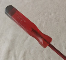 Load image into Gallery viewer, Vintage Kamasa Tools Flat Head Screwdriver 18.5cm Red Handle Slotted Driver