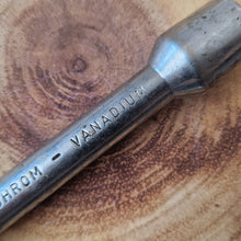 Load image into Gallery viewer, vintage heyco 5" bar 50-04 chrome vanadium Made In West Germany