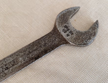 Load image into Gallery viewer, Bedford Vanadium 5/8 BS 9/16 W , 9/16 BS 1/2 W Spanner Wrench Tool , No: QW1618