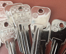 Load image into Gallery viewer, 10 x CEA LF 14S BLANK KEYS, UNCUT, FOR AUTOMOTIVE CARS