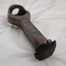 Load image into Gallery viewer, Vintage Toga 5/8 Hole Punch Leather Gasket, Leatherwork Tool , 10cm long