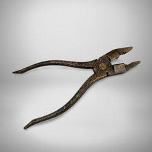 Load image into Gallery viewer, Vintage Combination Pliers Hand Tool 18.5cm long