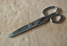 Load image into Gallery viewer, Title: Vintage Richards Speednix Tailor’s Shears Sheffield England – 16.5cm Used