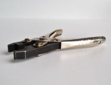 Load image into Gallery viewer, ITT CANNON 320-7445-000 Termination Terminating Tool Hand Crimp