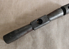Load image into Gallery viewer, Vintage Tap Wrench / T-Handle Holder – 12cm Long – Metalworking Hand Tool