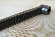 Load image into Gallery viewer, Vintage B.O.C SA 9/32 Gas Bottle Cylinder Spindle Key , 11cm long