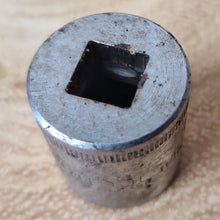 Load image into Gallery viewer, Britool 11/16" AF 3/8" drive socket classic bike car mechanic British tool AB687
