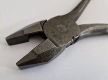 Load image into Gallery viewer, VINTAGE HEAVY DUTY COMBINATION PLIERS CLASSIC CAR MOTORCYCLE TOOLKIT OLD TOOLS