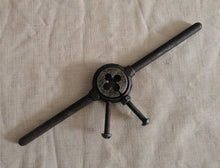 Load image into Gallery viewer, Vintage Tap & Die Handle with Round Die – DORMER – 23.5cm Long Heavy Duty
