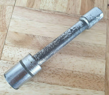 Load image into Gallery viewer, Gordon Sheffield Vanadium 25/32 Af Socket, Mechanics Garage Tool
