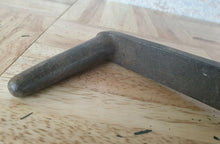 Load image into Gallery viewer, Antique Cast Iron 1" AF Jack Crank Winding Handle / spanner No.3
