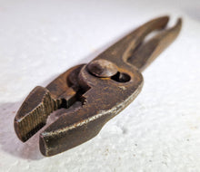 Load image into Gallery viewer, Stunning Vintage T W 5" Combination Pliers Classic Car Tool Kit