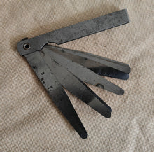 Load image into Gallery viewer, Vintage Draper Feeler Gauge Set – 0.04mm to 0.63mm