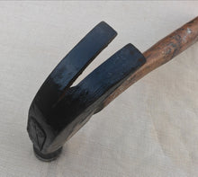 Load image into Gallery viewer, Vintage Claw Hammer – 32.5cm Long – Wooden Handle – Classic Carpentry Tool